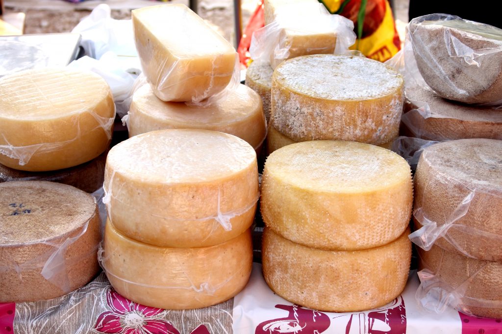 Käse vom Bauernmarkt