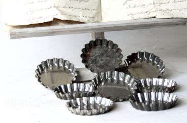 8 antique baking molds for tartlets from France